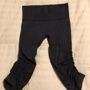 Lululemon yoga pants
